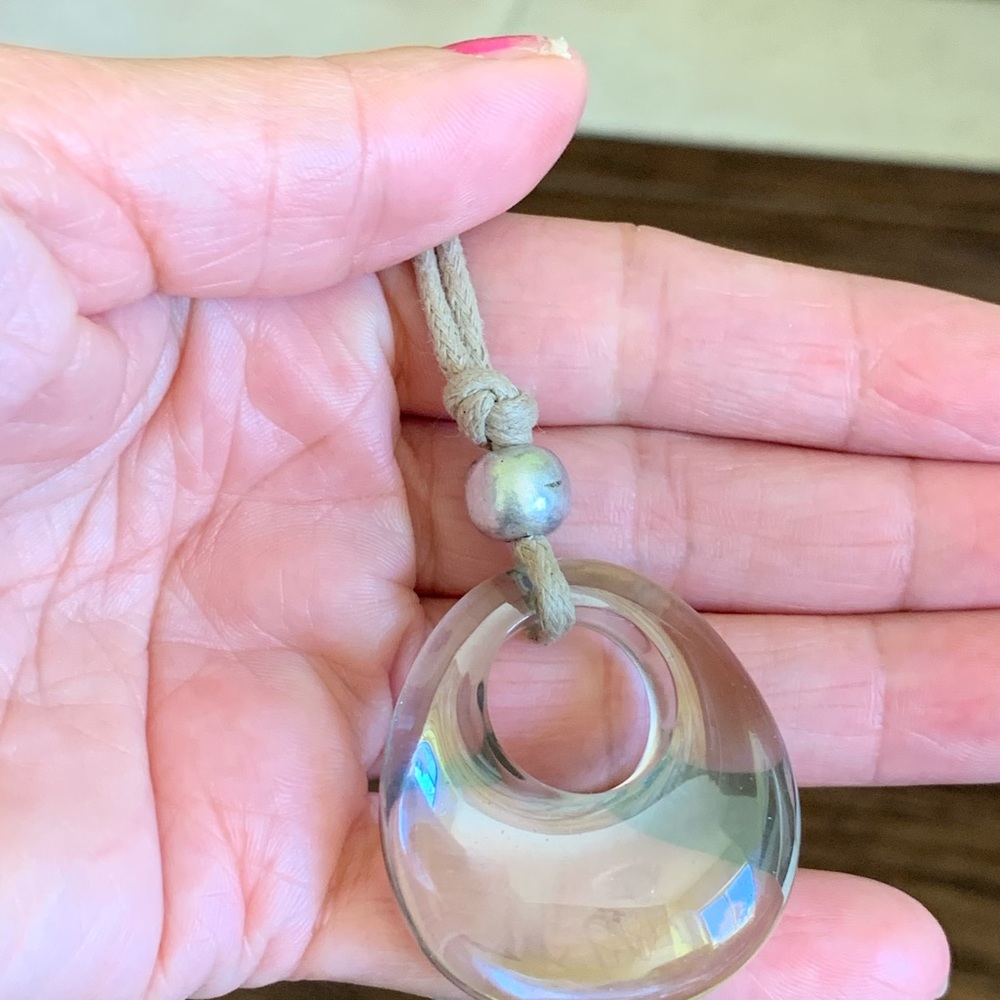 J.jill Smokey glass circle pendant necklace - Picture 4 of 11